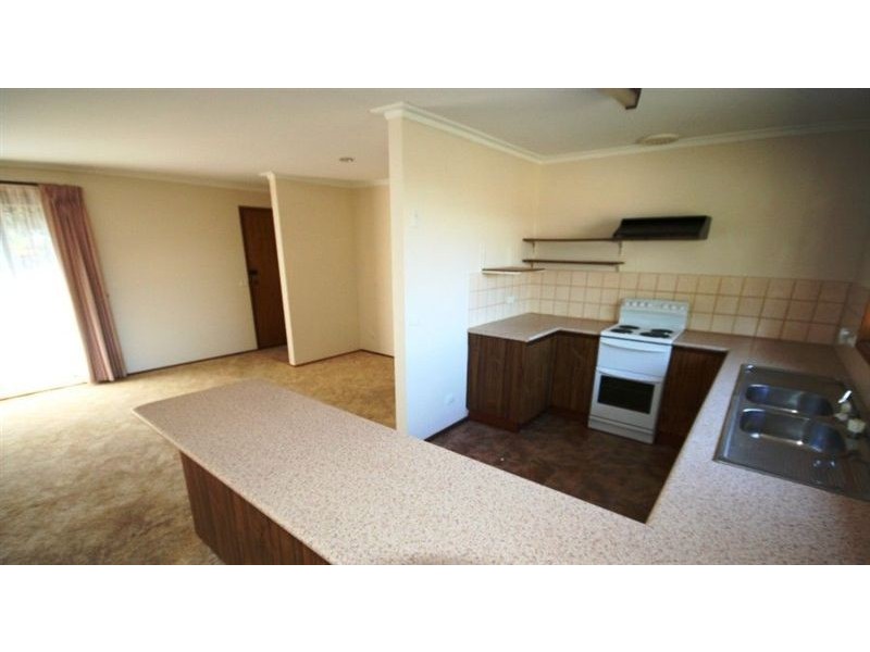 75 Woonton Crescent, Rosebud VIC 3939