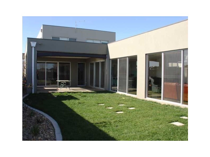 12 Mariner Place, Safety Beach VIC 3936