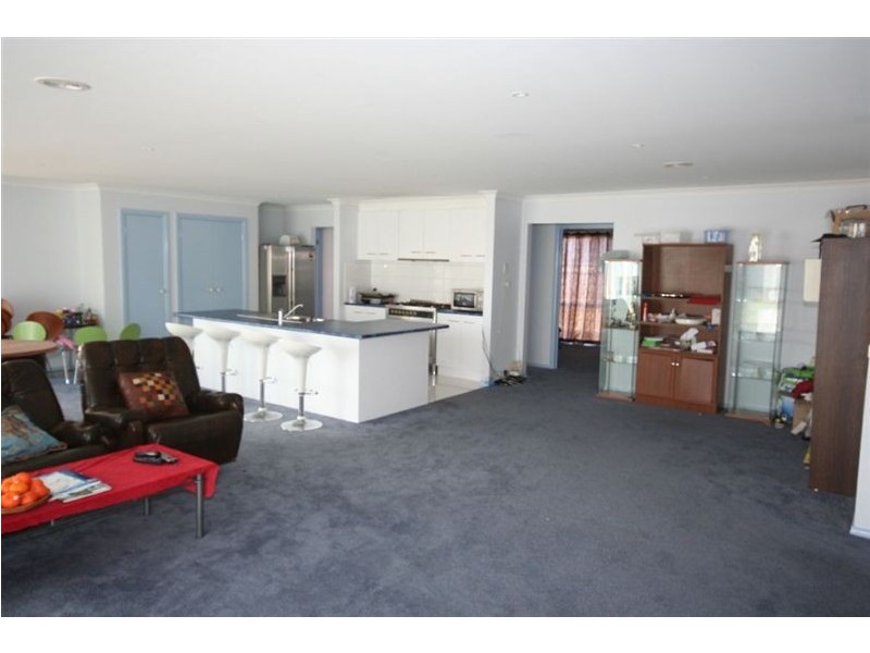 25 Parkedge Circuit, Rosebud VIC 3939