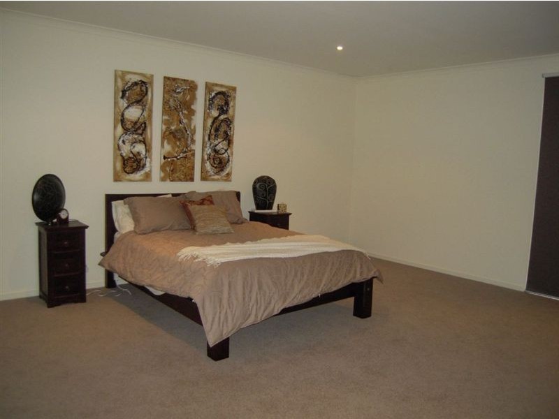 28 Inglis Court, Rosebud VIC 3939