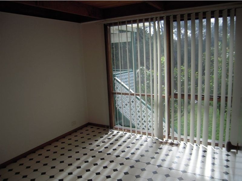 8 Chenier Street, Rye VIC 3941