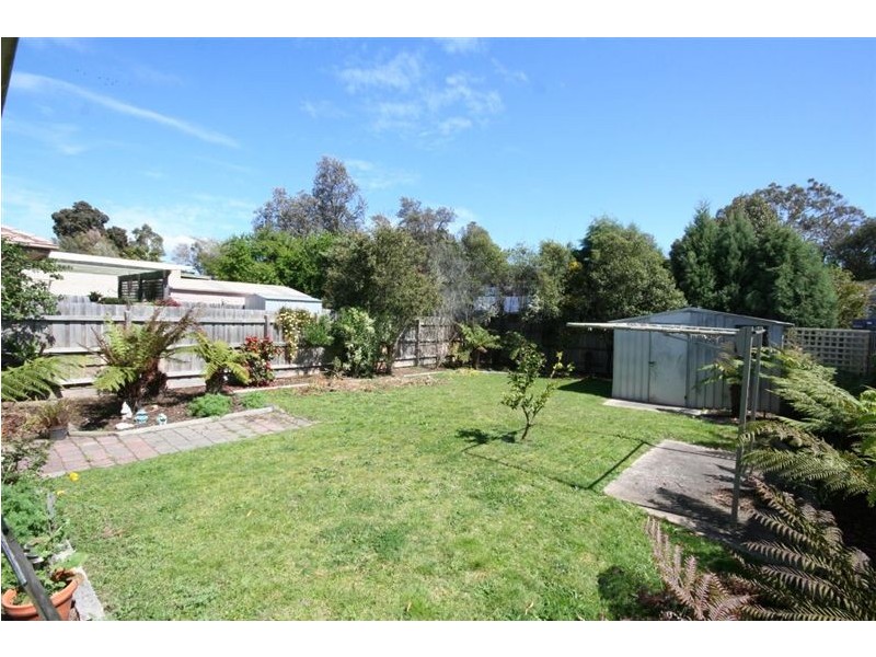 96 Sixth Avenue, Rosebud VIC 3939
