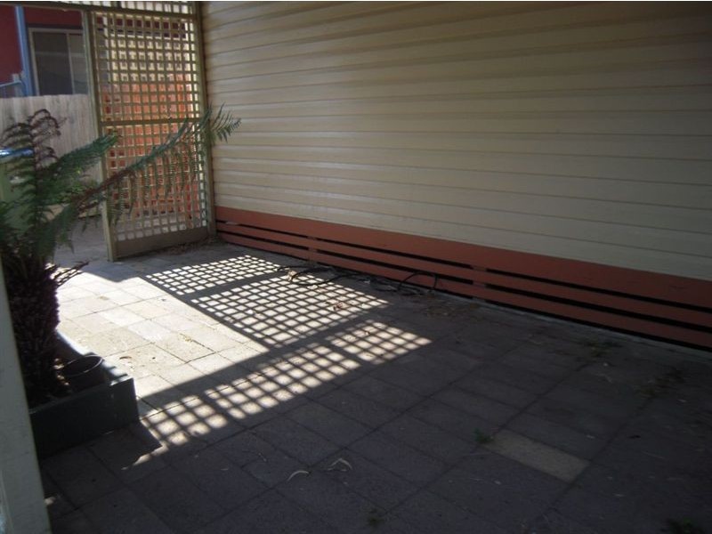 96 Sixth Avenue, Rosebud VIC 3939