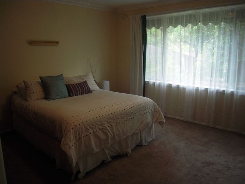 21 Hayes Avenue, Rosebud VIC 3939