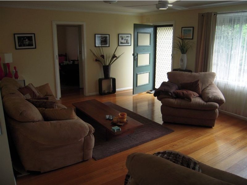 21 Hayes Avenue, Rosebud VIC 3939