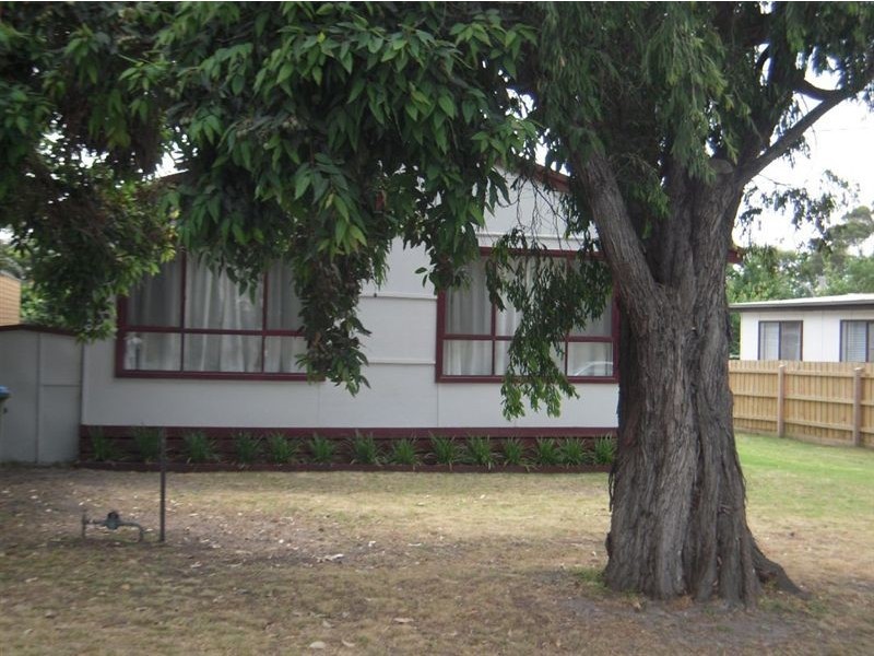 18 Elwers Road, Rosebud VIC 3939