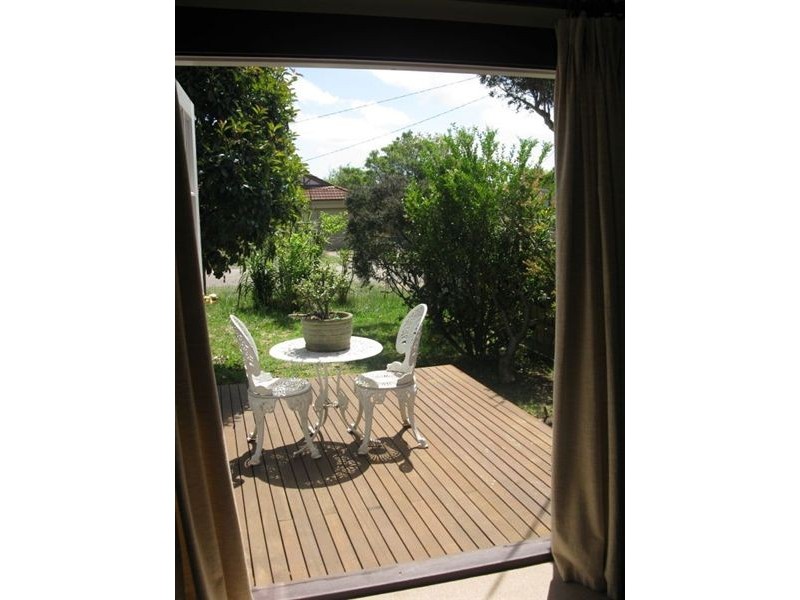 197 Sixth Avenue, Rosebud VIC 3939