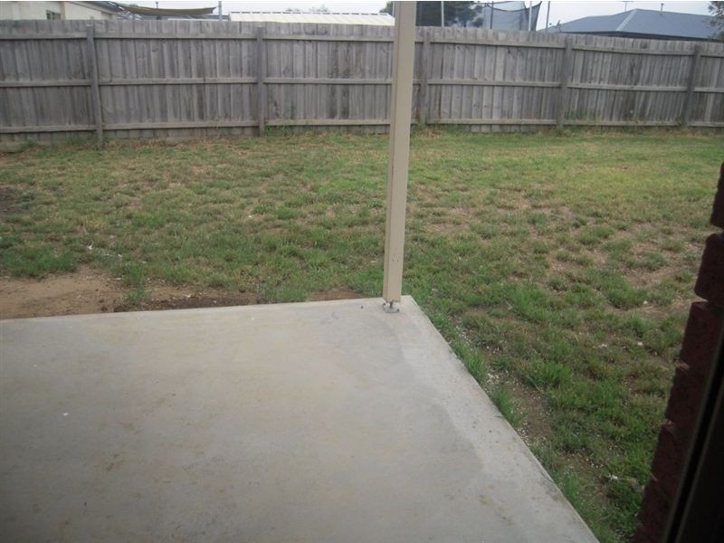 13 Matthew Circuit, Hastings VIC 3915