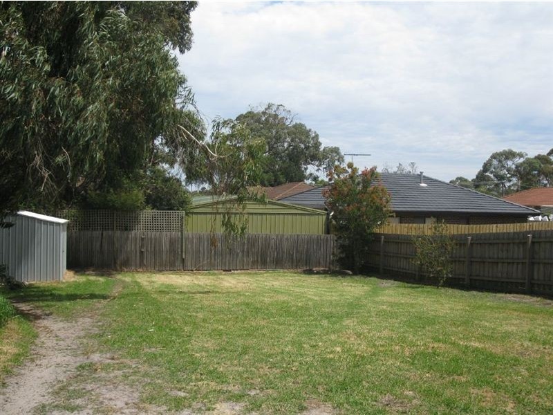 88 Leon Avenue, Rosebud VIC 3939