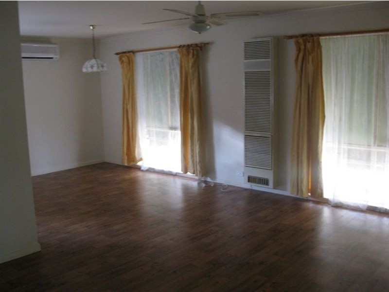 88 Leon Avenue, Rosebud VIC 3939