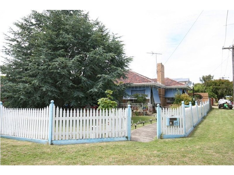 45 Rosemore Road, Rosebud VIC 3939