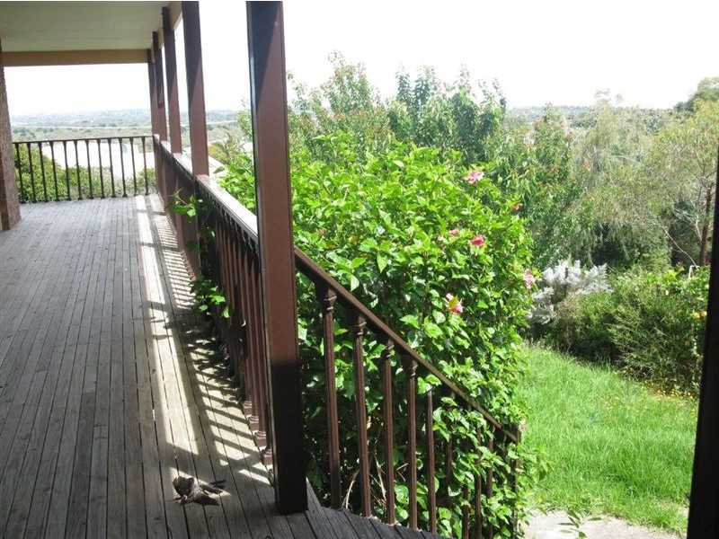 6 Carrington Drive, Rosebud VIC 3939