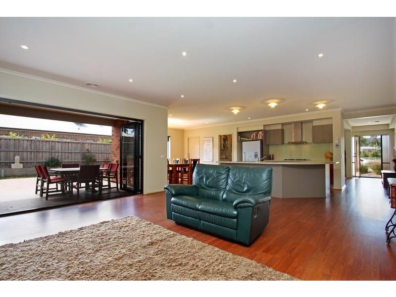 2 Parkedge Circuit, Rosebud VIC 3939