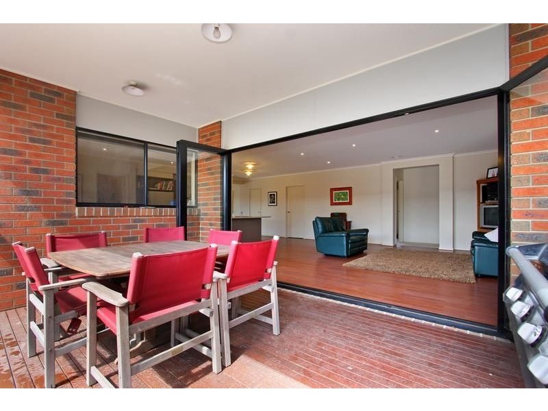 2 Parkedge Circuit, Rosebud VIC 3939