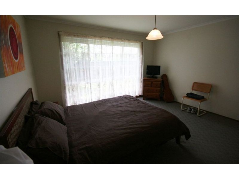 1 Allambi Avenue, Rosebud VIC 3939