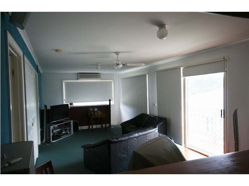 20 Overlea Avenue, Rosebud VIC 3939