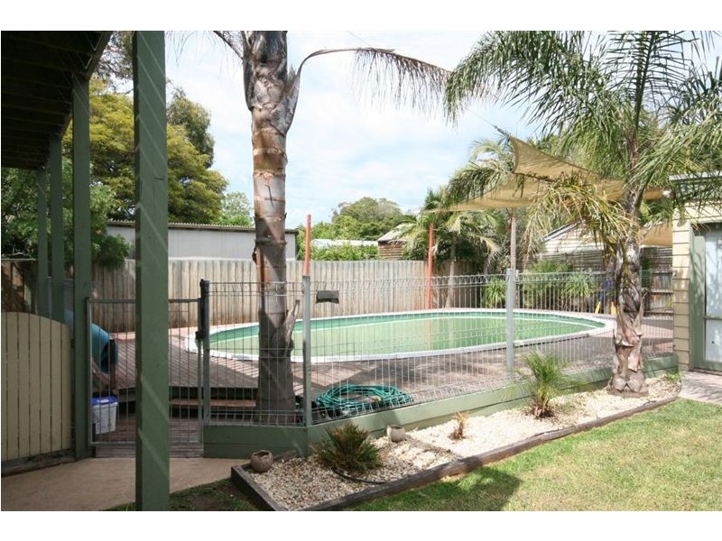 20 Overlea Avenue, Rosebud VIC 3939