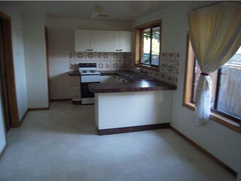 1/2 Martin Street, Rosebud VIC 3939