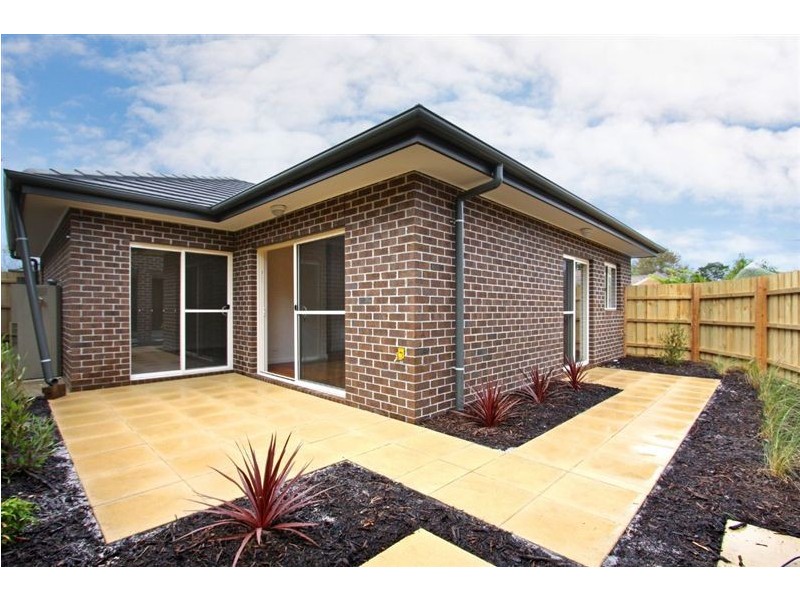 2/12 Baroda Street, Rosebud VIC 3939