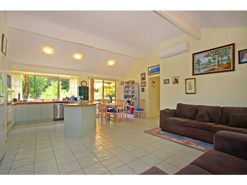 65 Carrathool Avenue, Rosebud VIC 3939