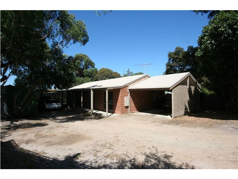 18 Currawong Court, Rosebud VIC 3939