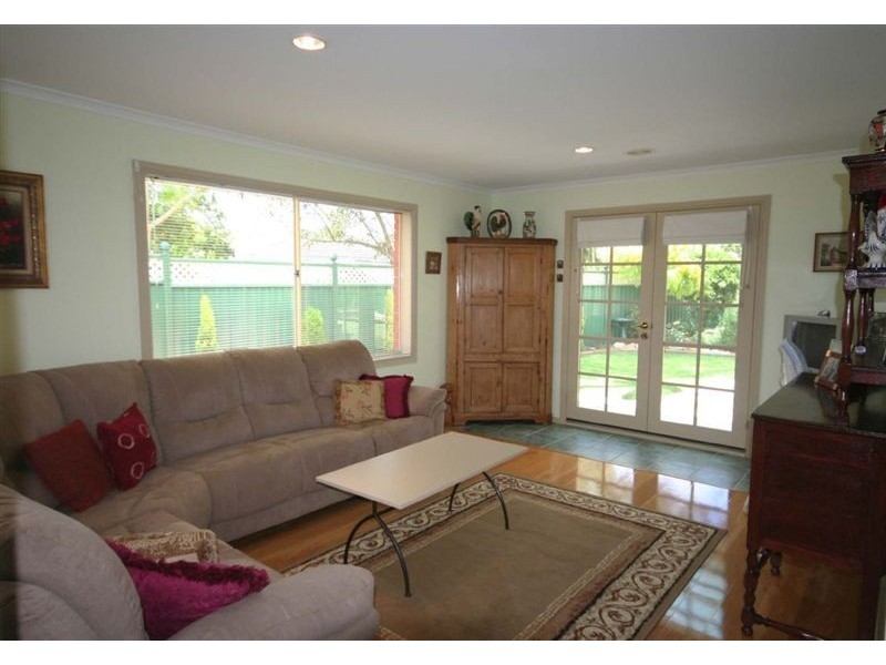 27 Clovelly Avenue, Rosebud VIC 3939