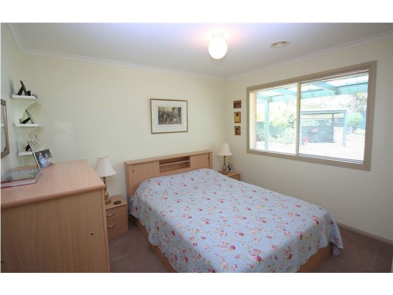 27 Clovelly Avenue, Rosebud VIC 3939