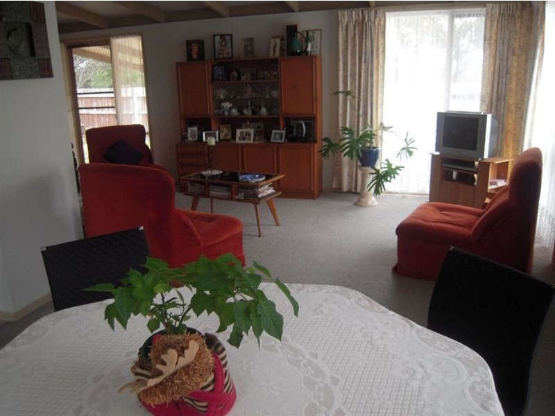 40 Barragowa Drive, Rosebud VIC 3939