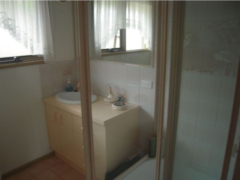 40 Barragowa Drive, Rosebud VIC 3939