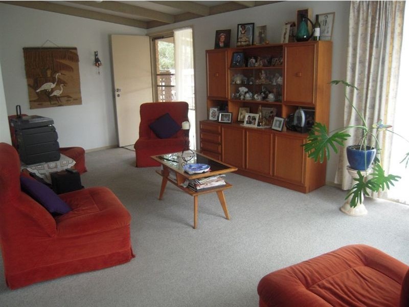 40 Barragowa Drive, Rosebud VIC 3939