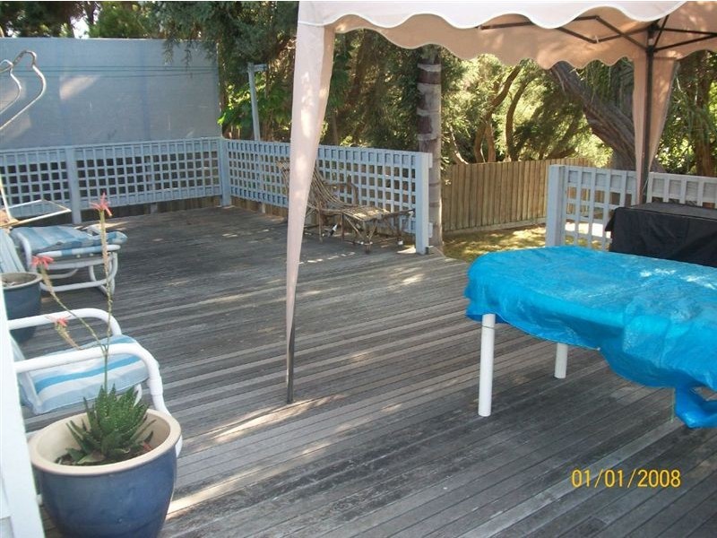 16 Milton Road, Rye VIC 3941