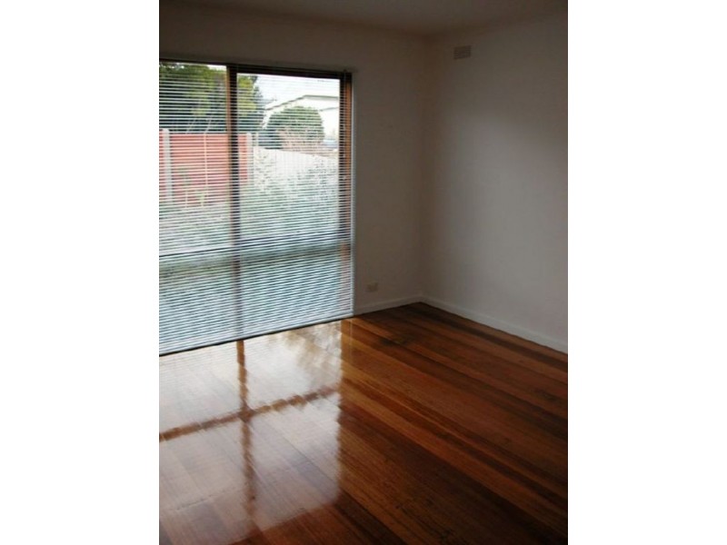 56 Foam Street, Rosebud VIC 3939