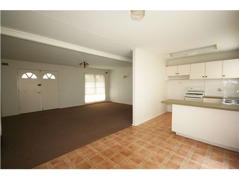 70 Potton Avenue, Rosebud VIC 3939