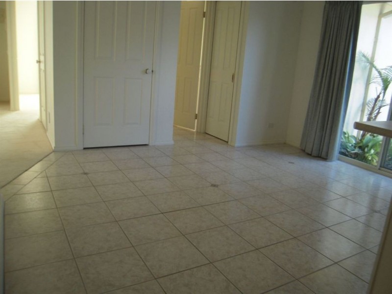 1/11 Wilson Street, Rosebud VIC 3939