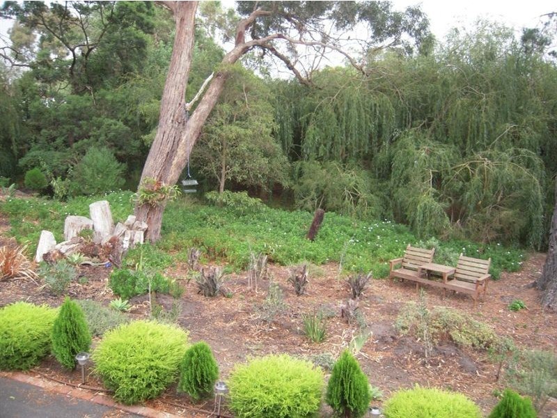 41 Nixon Street, Rosebud VIC 3939