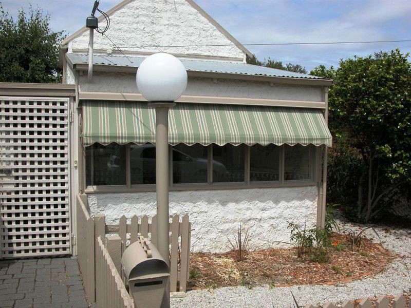 45 Fifth Avenue, Rosebud VIC 3939