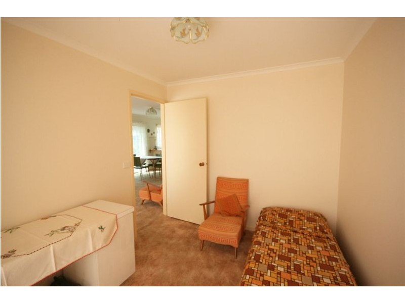 203 Ninth Avenue, Rosebud VIC 3939