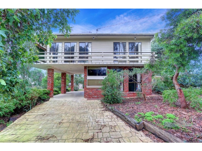 50 Murawa Drive, Rosebud VIC 3939