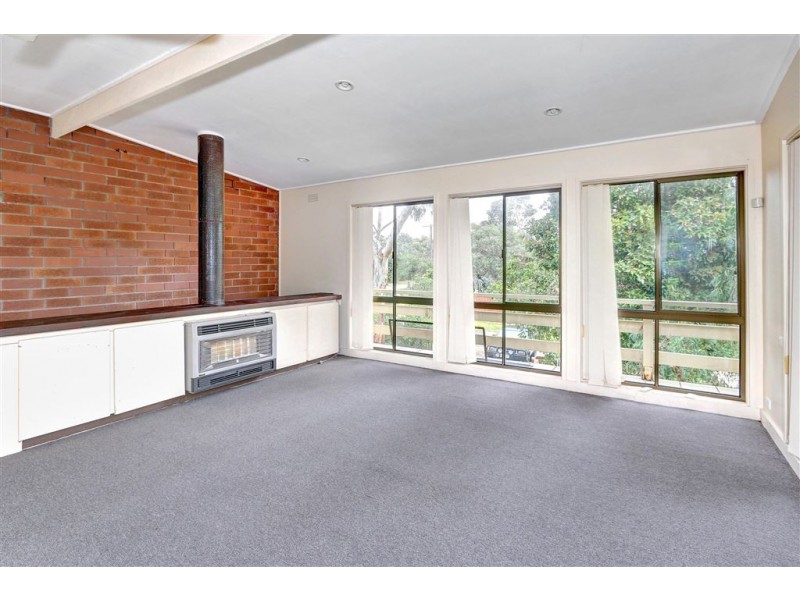 50 Murawa Drive, Rosebud VIC 3939