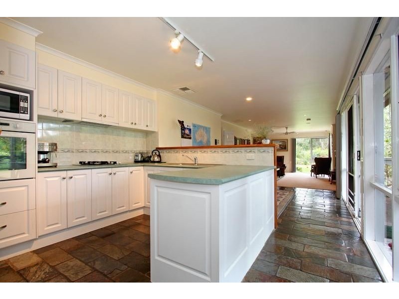 18 Inglewood Crescent, Rosebud VIC 3939