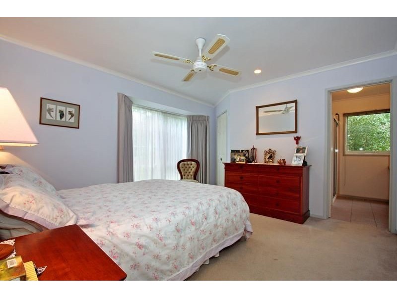 18 Inglewood Crescent, Rosebud VIC 3939