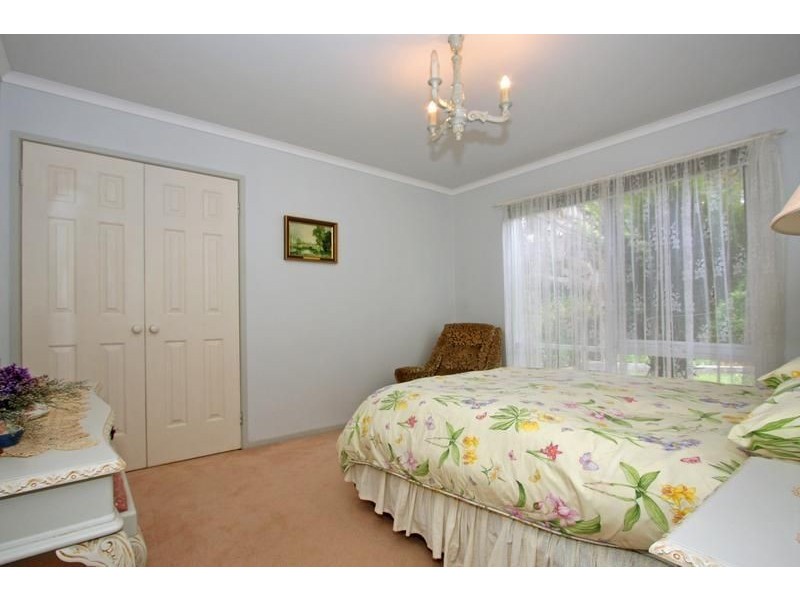 18 Inglewood Crescent, Rosebud VIC 3939