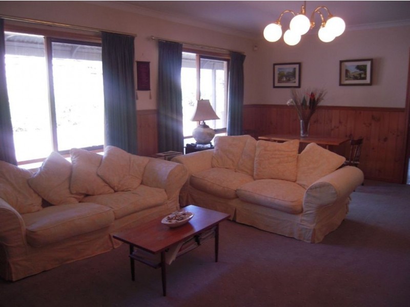 9 Fenton Avenue, Rosebud VIC 3939