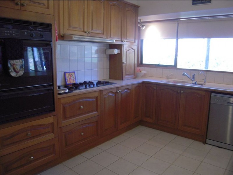 9 Fenton Avenue, Rosebud VIC 3939