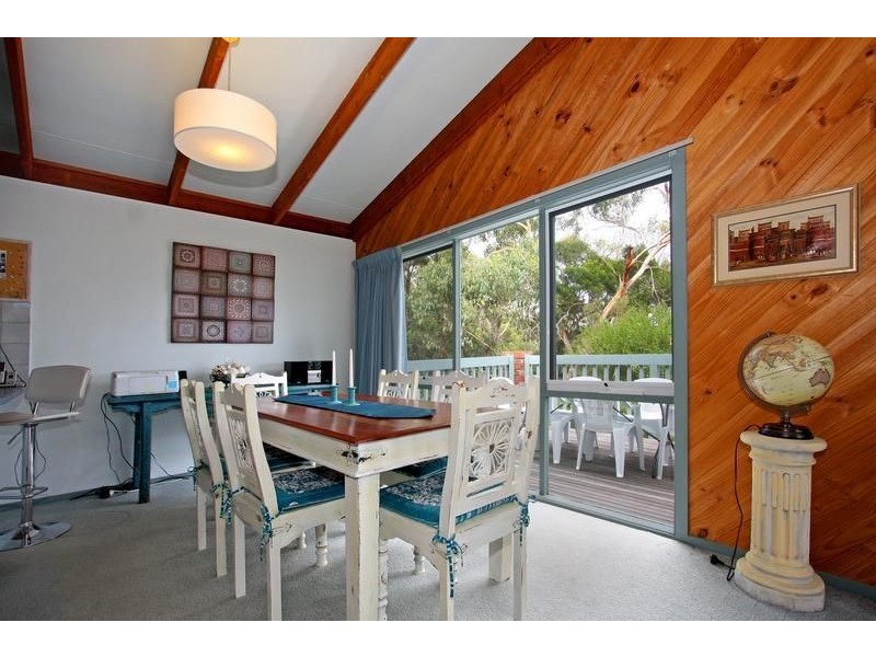 2 Dorothy Court, Mccrae VIC 3938