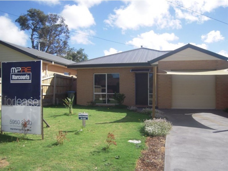 108 Fifth Avenue, Rosebud VIC 3939