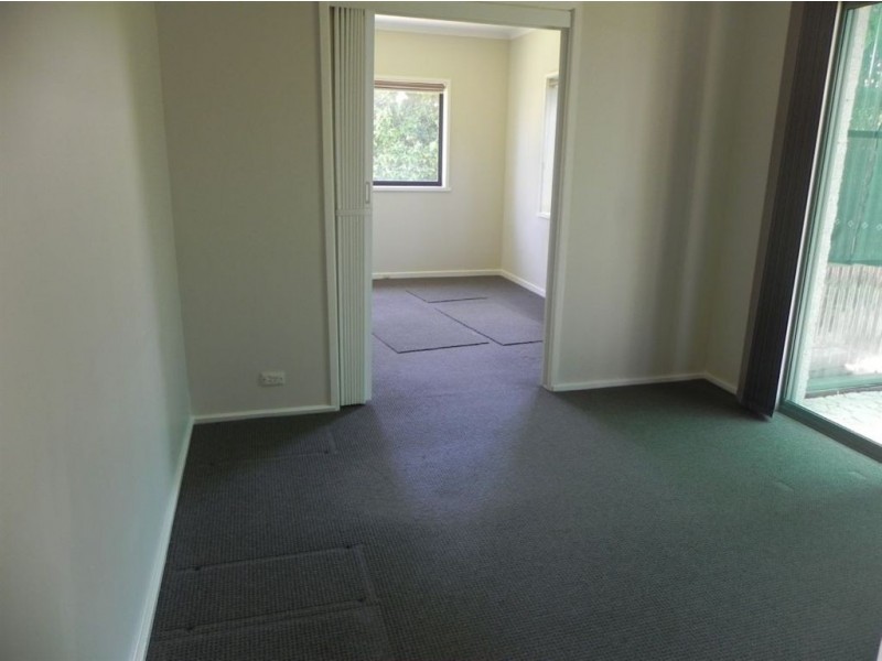 136 Second Avenue, Rosebud VIC 3939