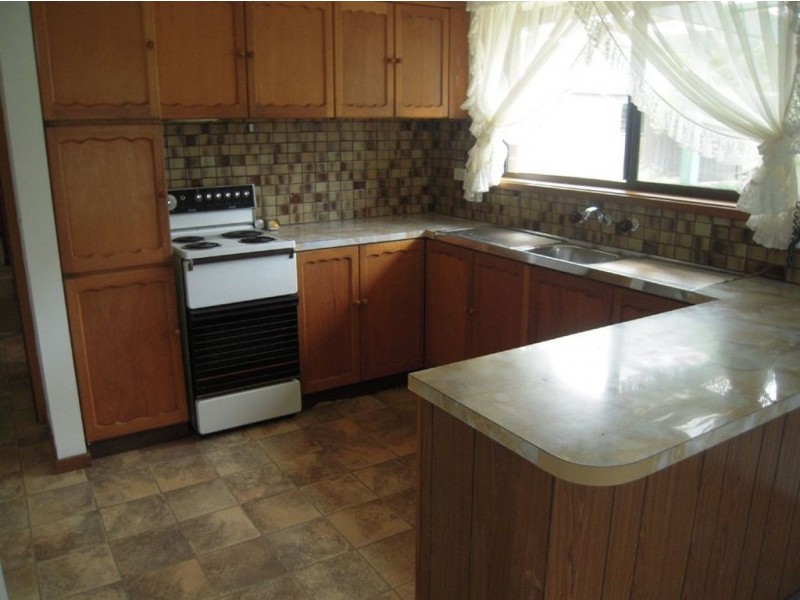 9 Deighton Drive, Rosebud VIC 3939