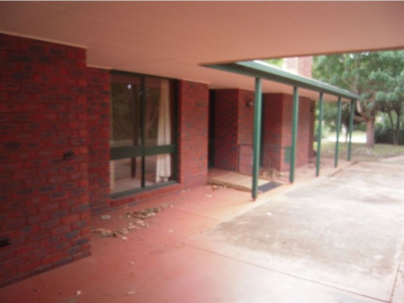 174 Elizabeth Drive, Rosebud VIC 3939