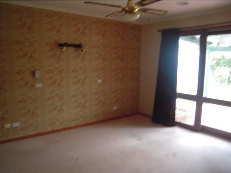 174 Elizabeth Drive, Rosebud VIC 3939